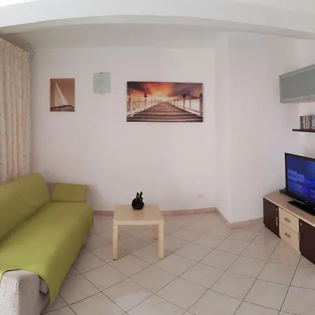 Apartment Casa Mortacci Tua *